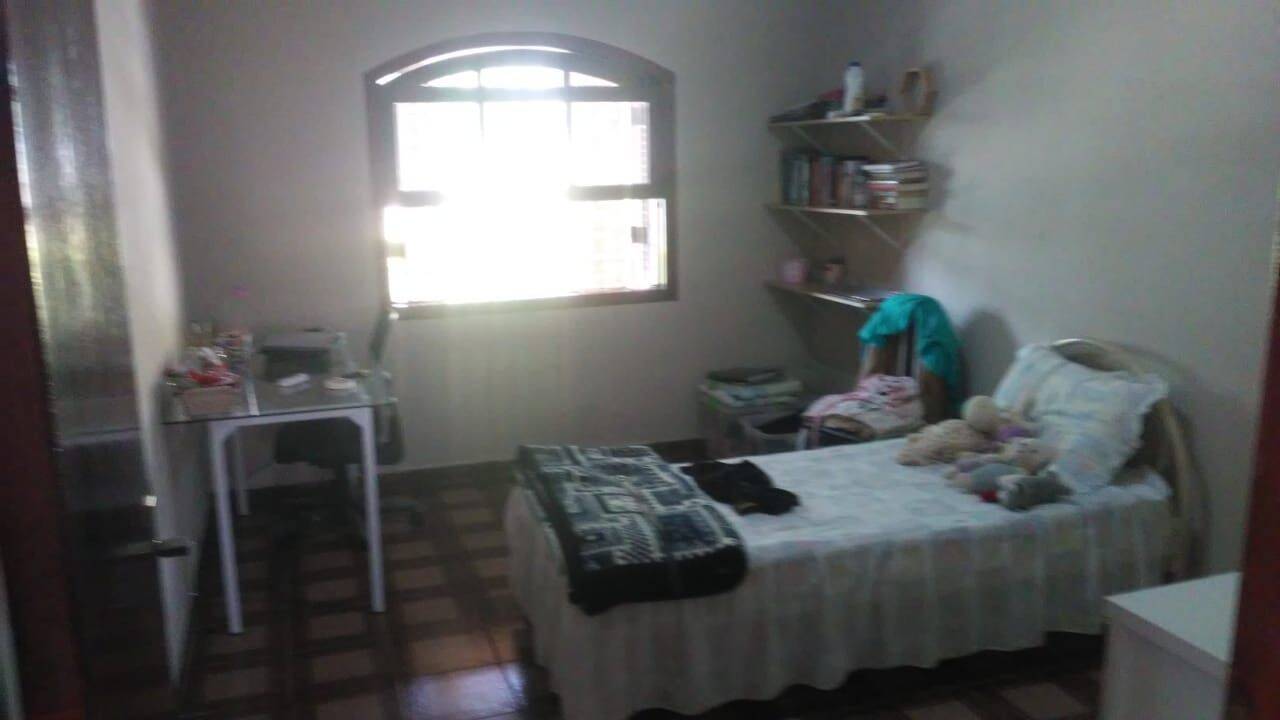 Chácara, 3 quartos, 2040 m² - Foto 25