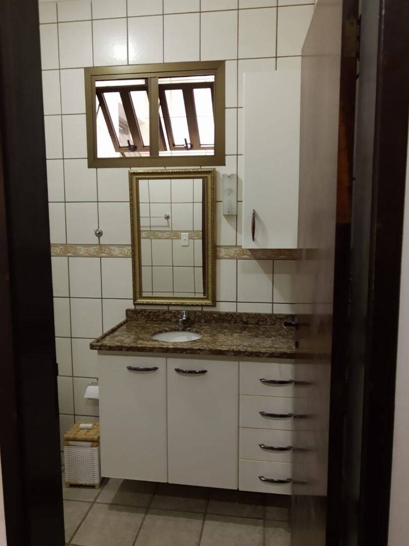 Casa, 3 quartos, 200 m² - Foto 10
