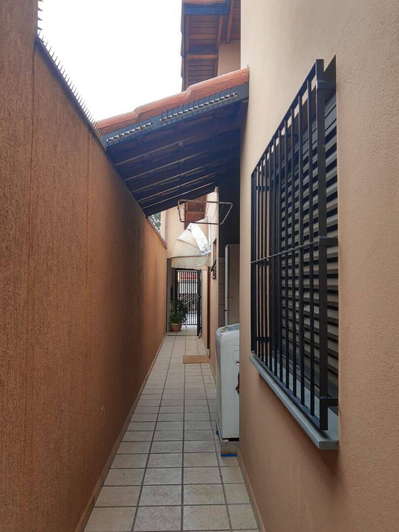 Casa, 3 quartos, 200 m² - Foto 16