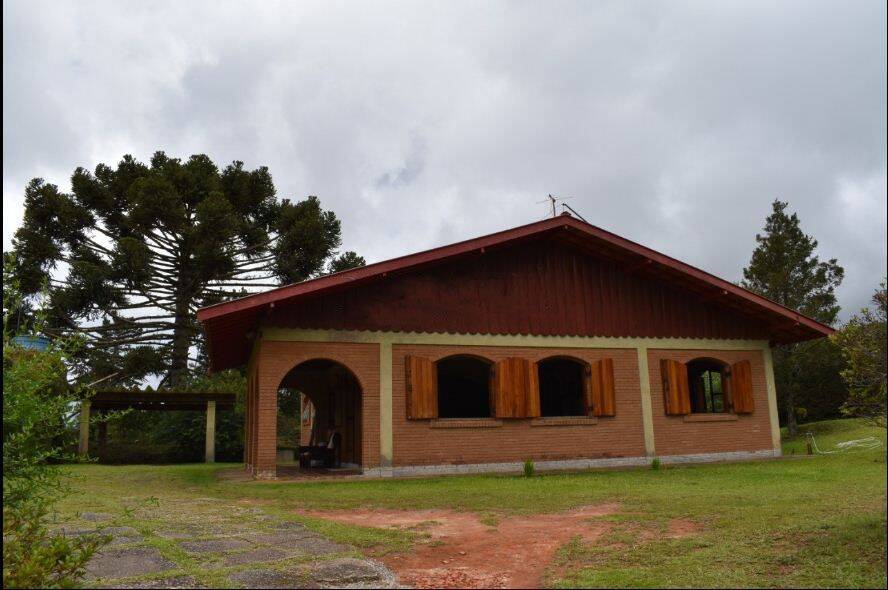 Sítio, 3 quartos, 1500 m² - Foto 2