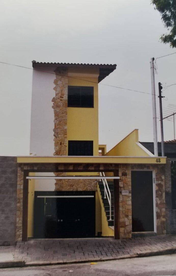 Sobrado, 3 quartos, 202 m² - Foto 1