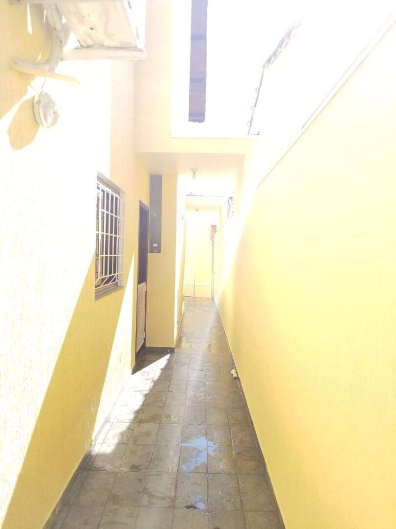 Sobrado, 3 quartos, 202 m² - Foto 4
