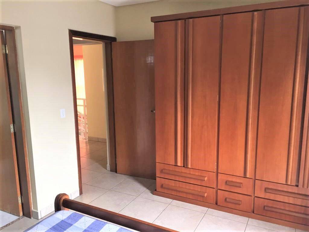 Sobrado, 4 quartos, 298 m² - Foto 5