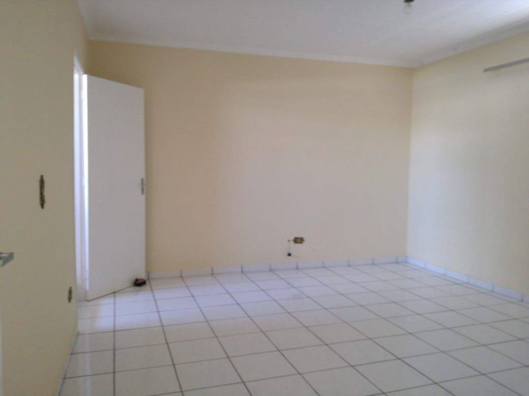Sobrado, 3 quartos, 200 m² - Foto 3