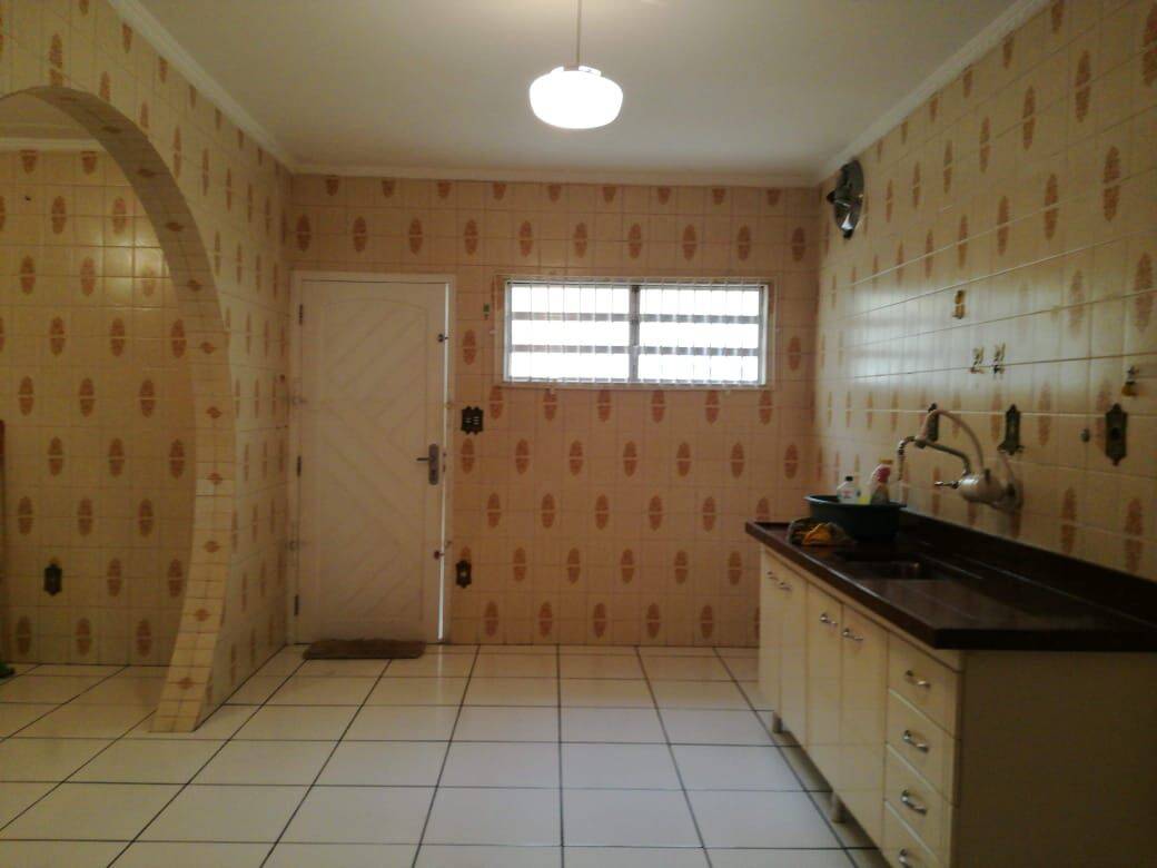 Sobrado, 3 quartos, 200 m² - Foto 8
