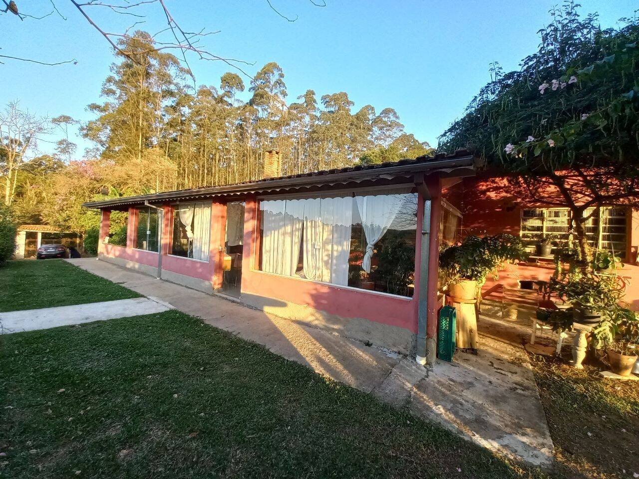 Chácara, 3 quartos, 2688 m² - Foto 1
