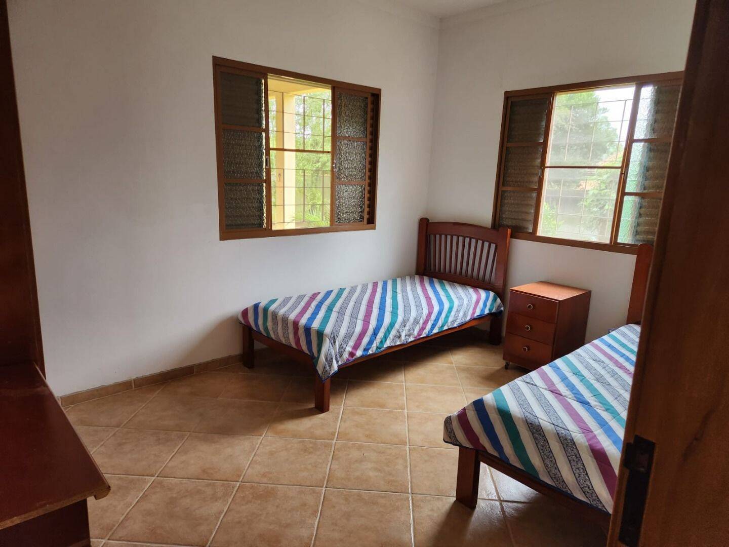 Chácara, 3 quartos, 1704 m² - Foto 13
