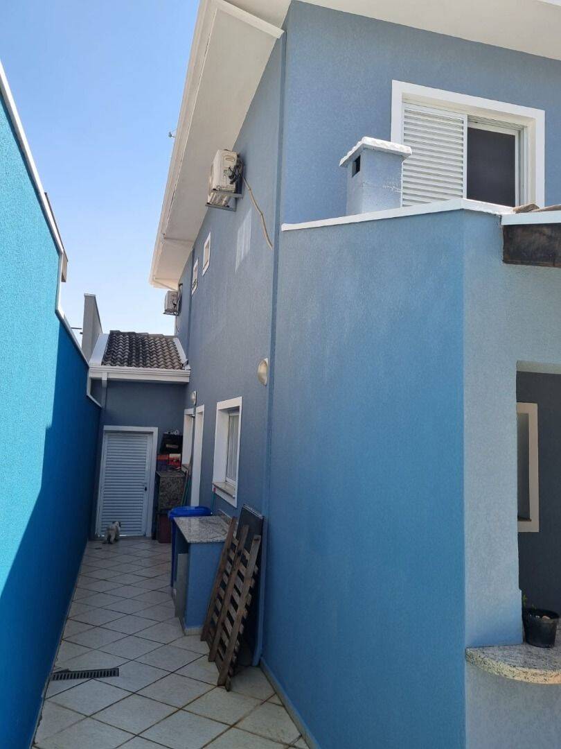 Sobrado, 3 quartos, 252 m² - Foto 4