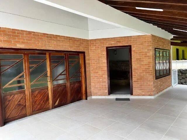 Casa, 5 quartos, 256 m² - Foto 2