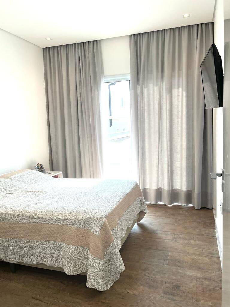Sobrado, 3 quartos, 242 m² - Foto 18
