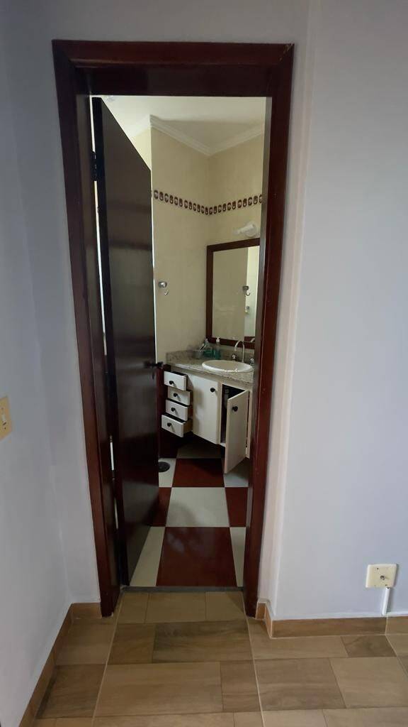Cobertura, 3 quartos, 214 m² - Foto 9
