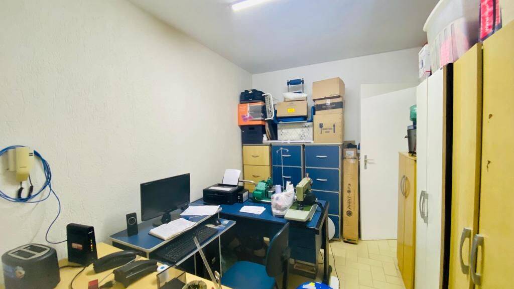 Casa, 4 quartos, 230 m² - Foto 9