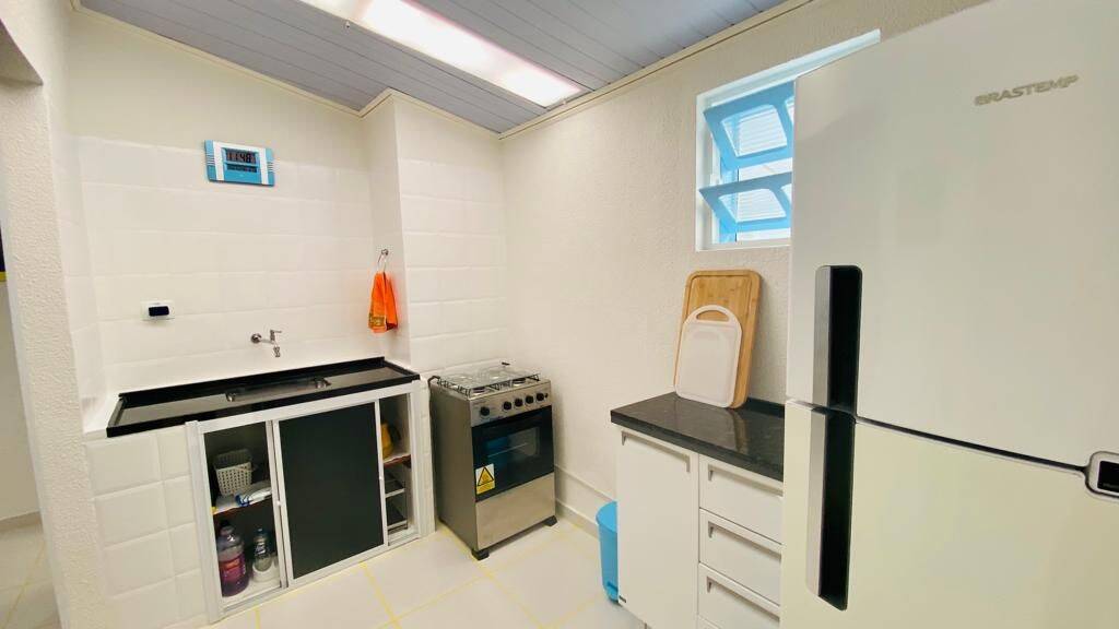 Casa, 4 quartos, 230 m² - Foto 40