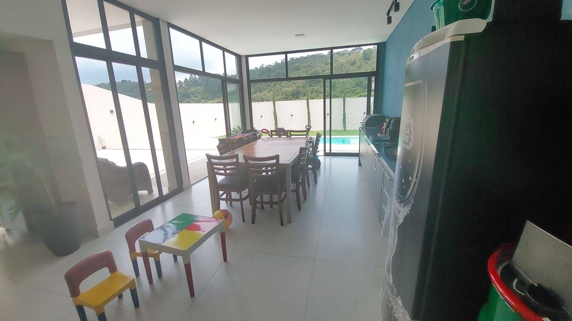 Casa, 3 quartos, 234 m² - Foto 29