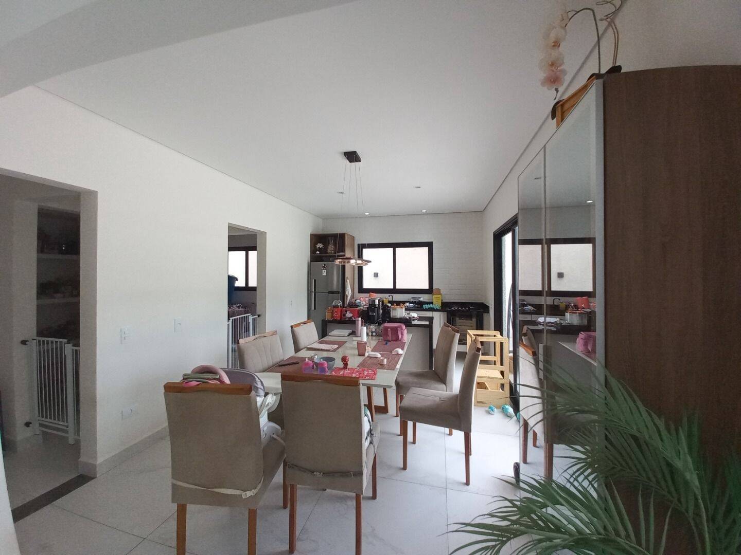 Casa, 3 quartos, 234 m² - Foto 35