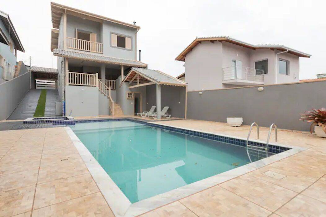 Sobrado, 5 quartos, 338 m² - Foto 1