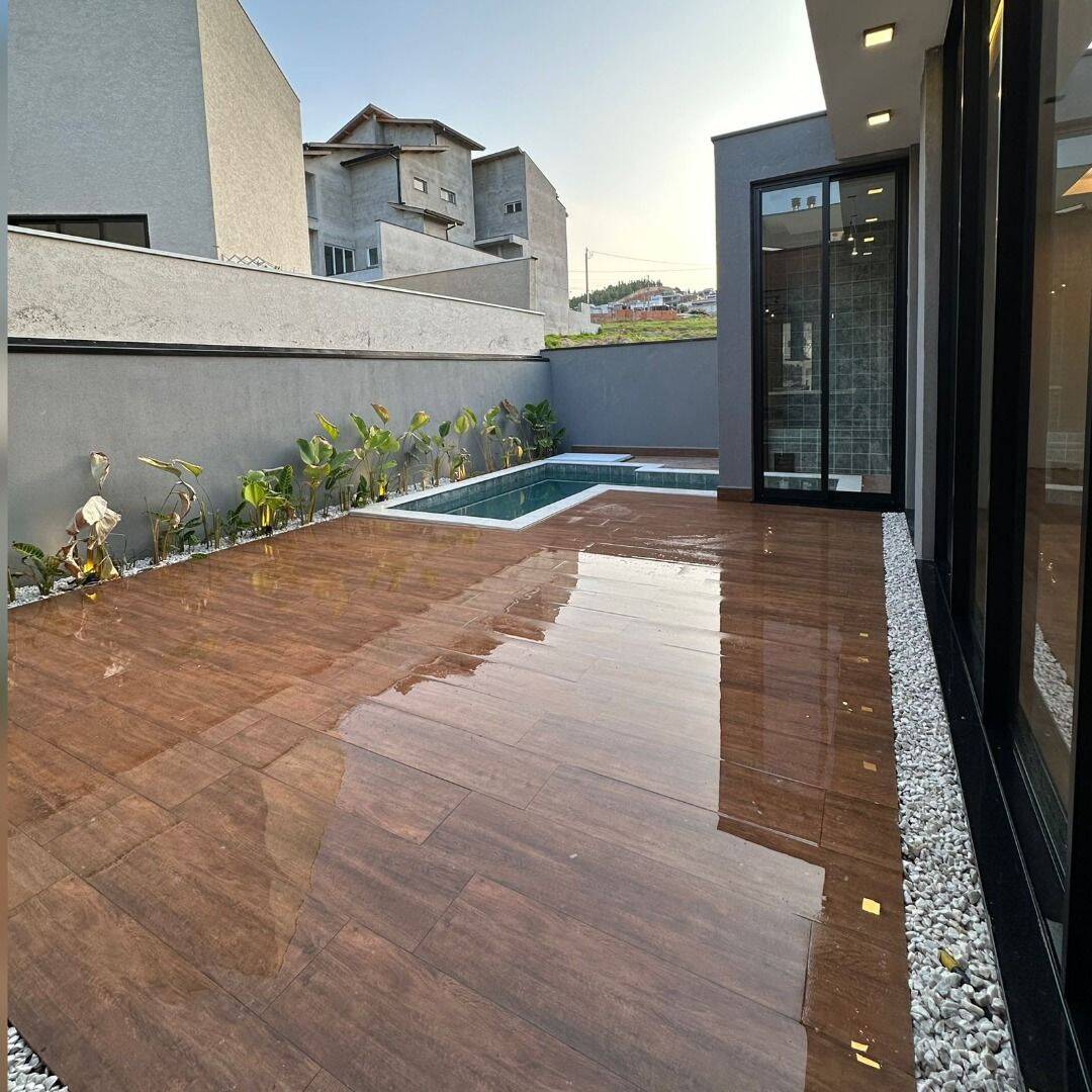 Casa, 3 quartos, 196 m² - Foto 2