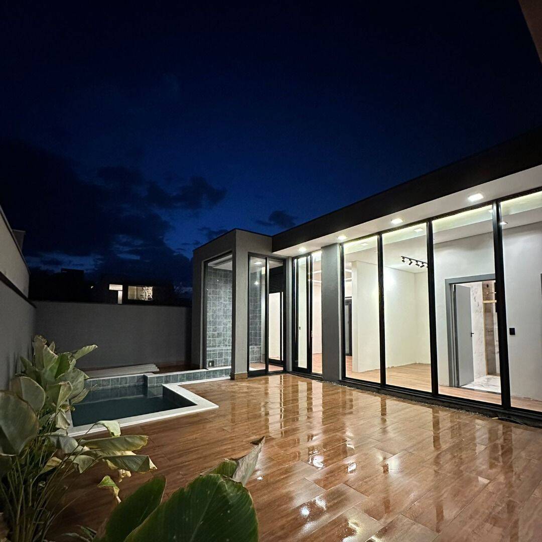 Casa, 3 quartos, 196 m² - Foto 4