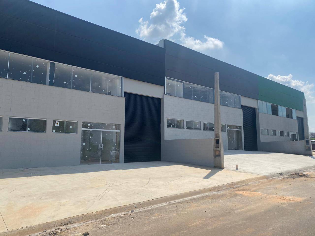 Depósito-Galpão, 440 m² - Foto 1