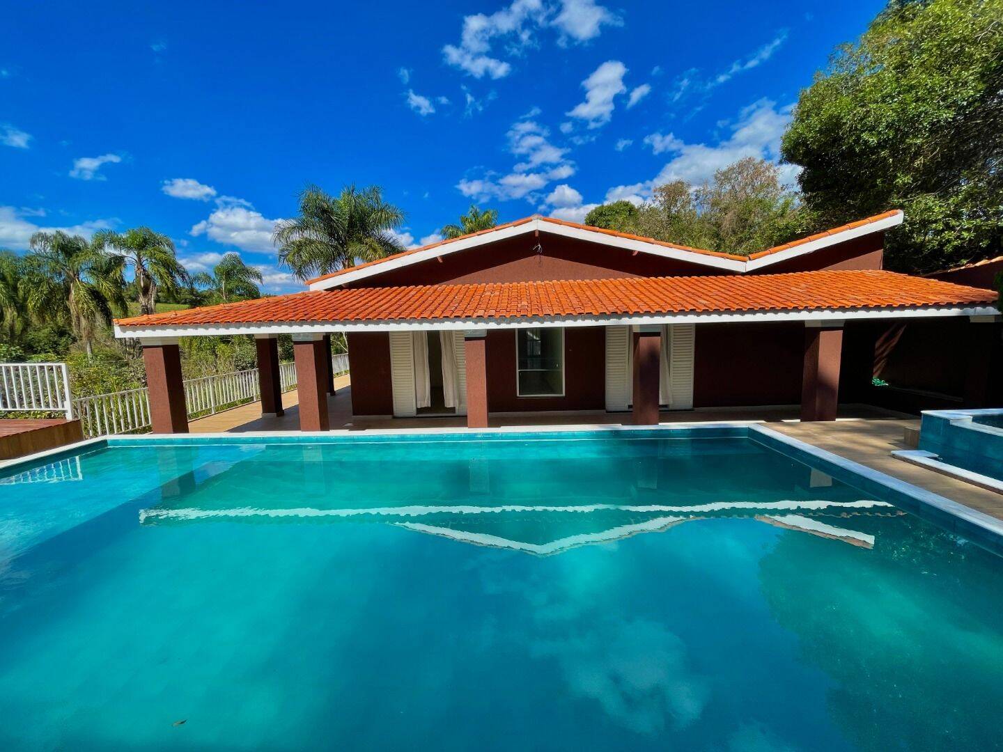 Chácara, 3 quartos, 3000 m² - Foto 1