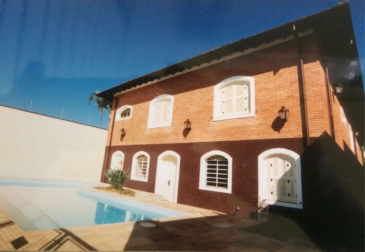 Casa, 3 quartos, 290 m² - Foto 1