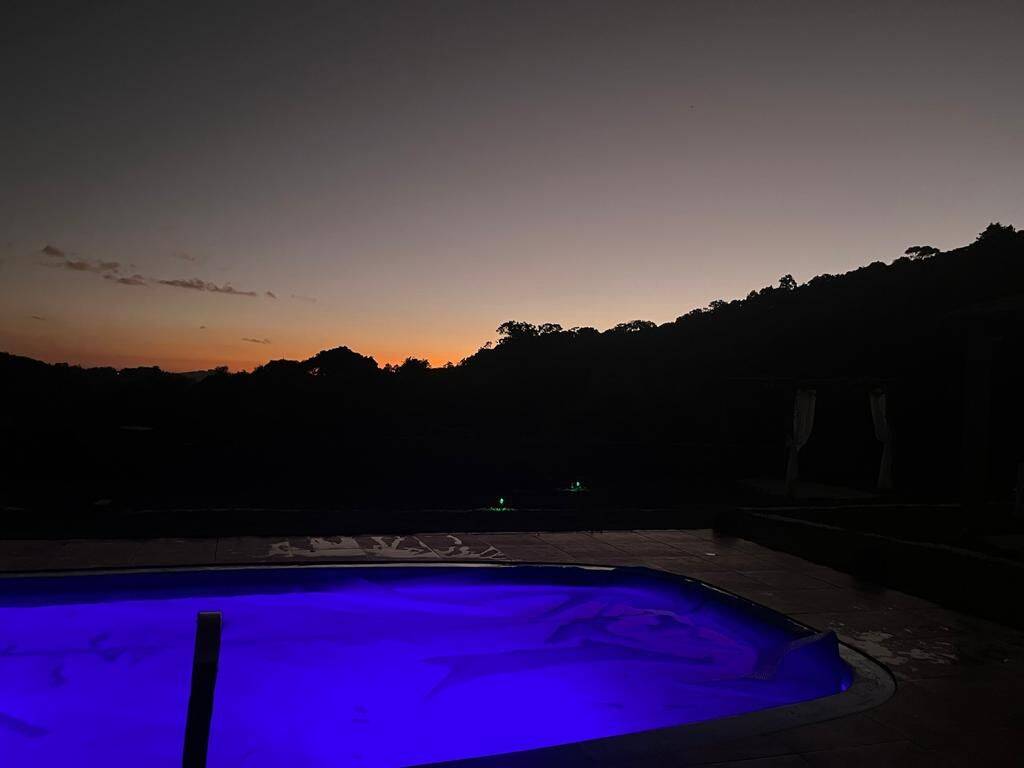 Chácara, 3 quartos, 3075 m² - Foto 5