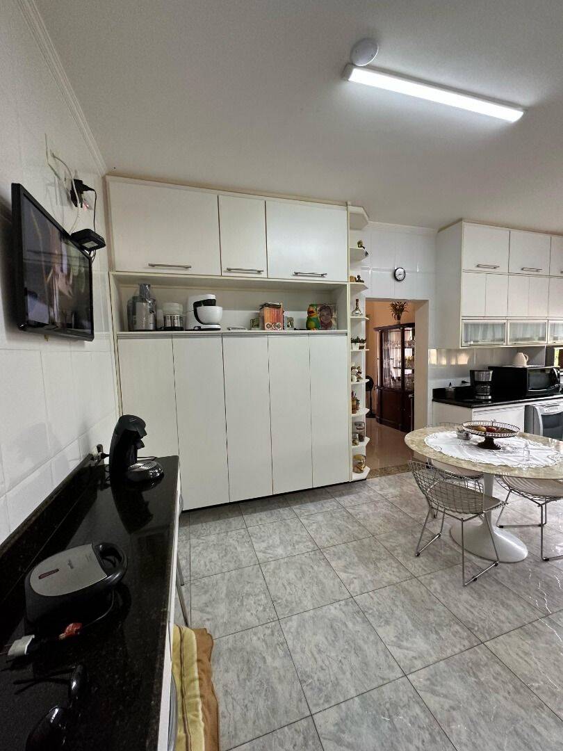 Sobrado, 4 quartos, 330 m² - Foto 26