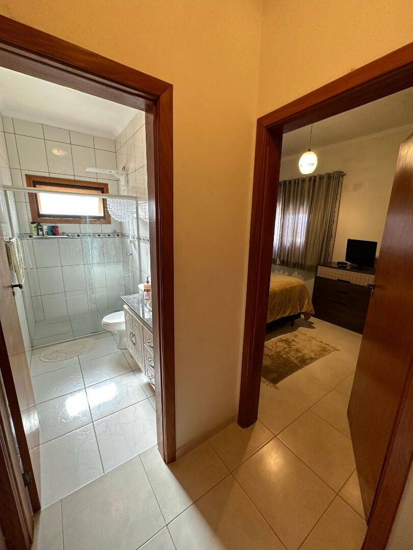 Sobrado, 4 quartos, 330 m² - Foto 48