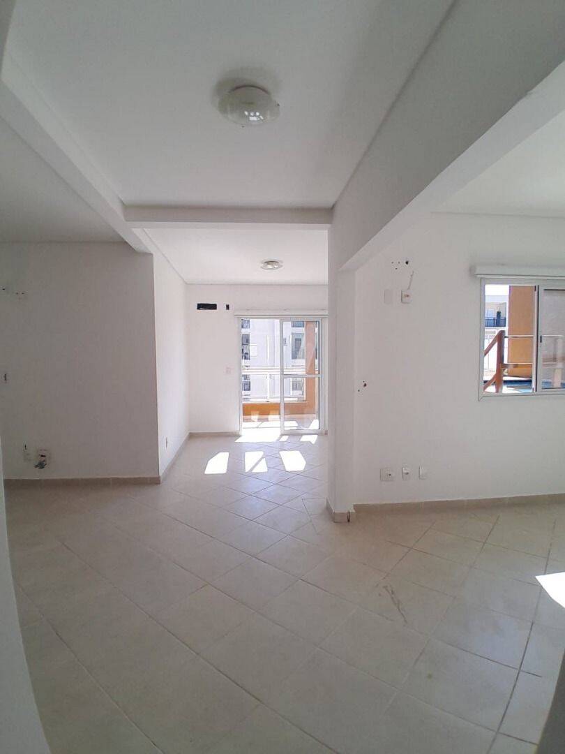 Cobertura, 3 quartos, 221 m² - Foto 4
