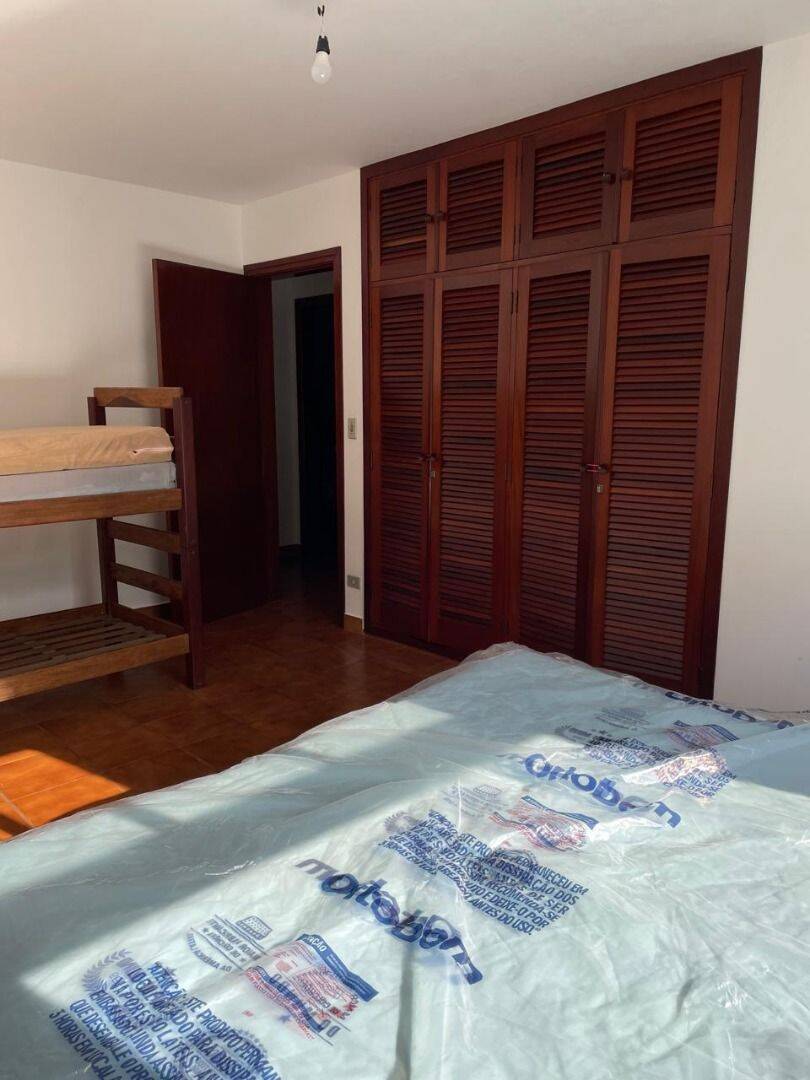 Casa, 3 quartos, 241 m² - Foto 17