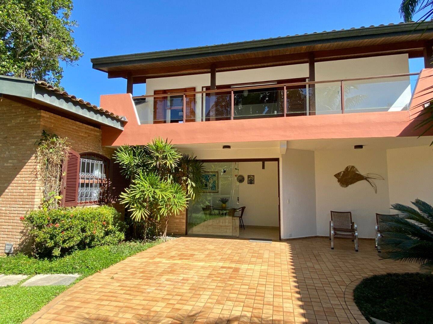 Sobrado, 5 quartos, 370 m² - Foto 1