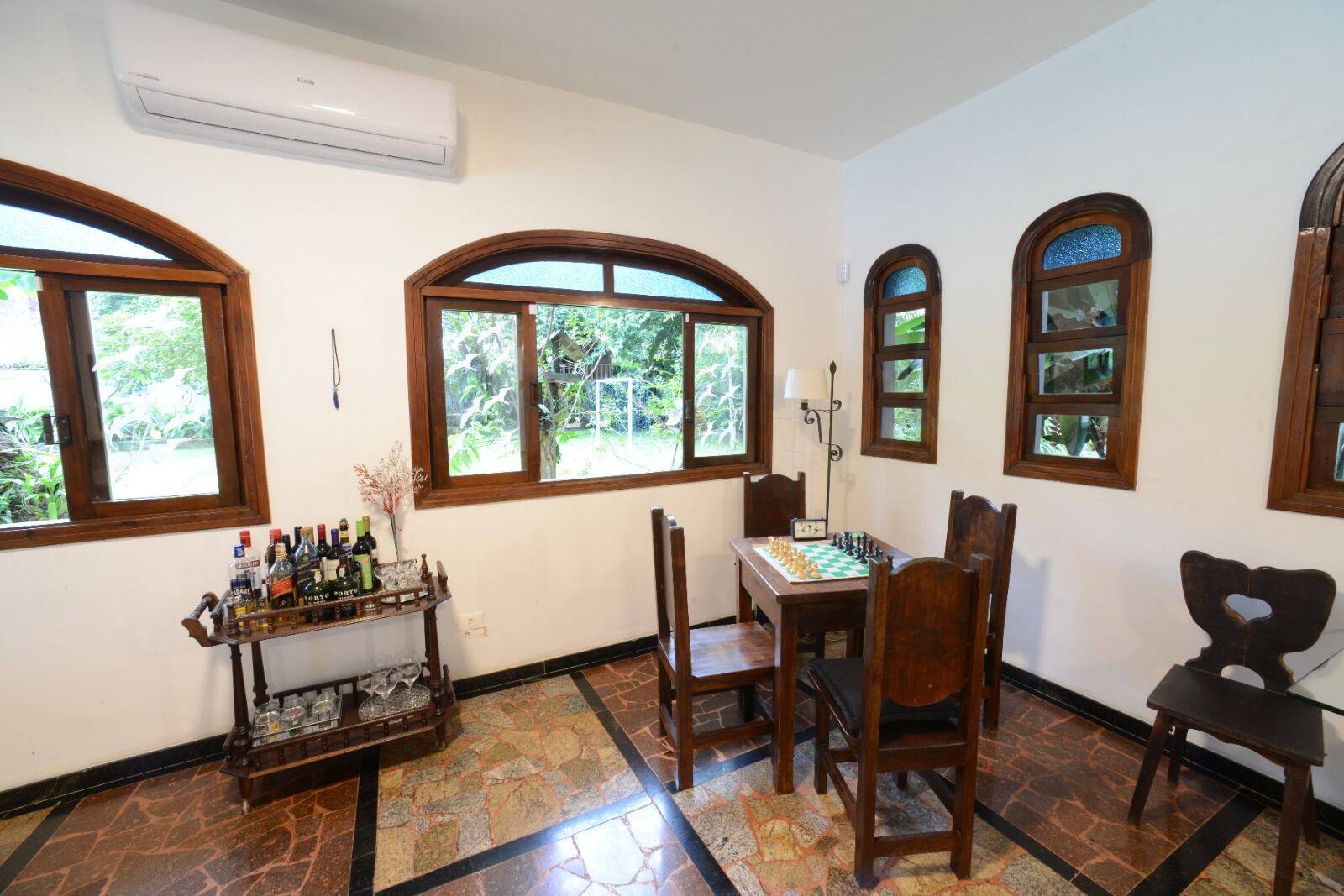 Casa, 6 quartos, 259 m² - Foto 6