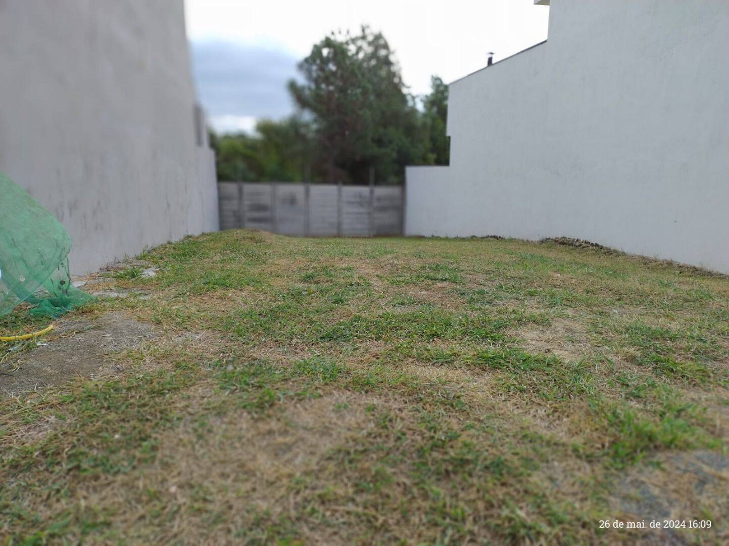 Terreno, 300 m² - Foto 1