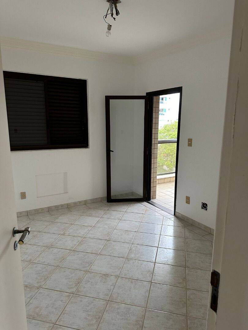Apartamento, 4 quartos, 185 m² - Foto 10