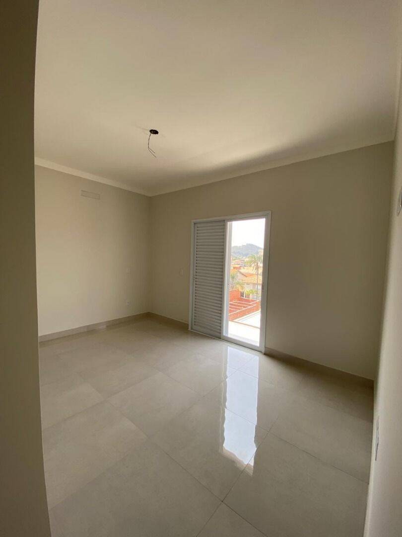Casa, 5 quartos, 260 m² - Foto 15