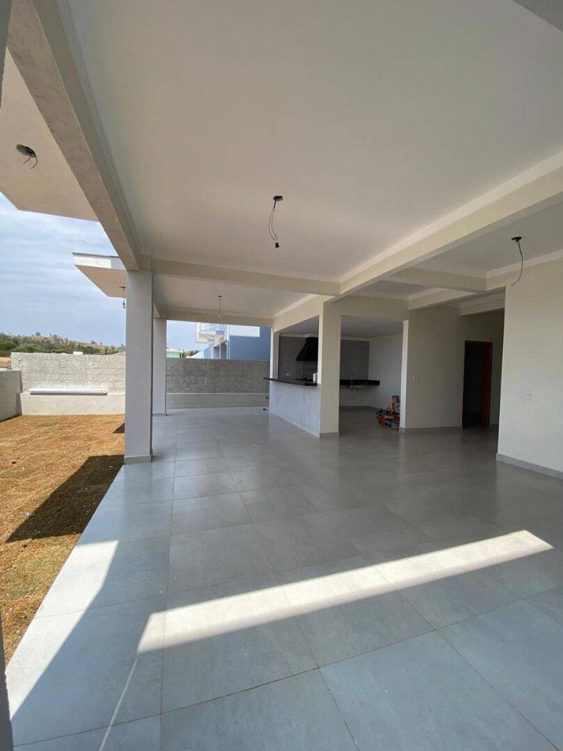 Casa, 5 quartos, 260 m² - Foto 31