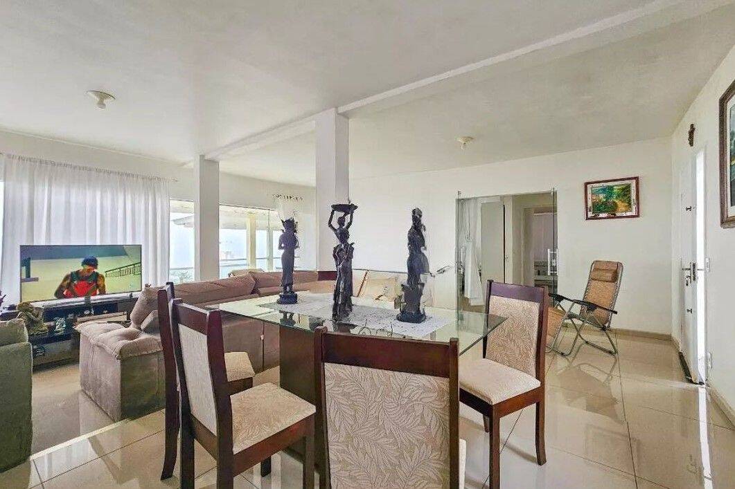 Casa, 5 quartos, 300 m² - Foto 35