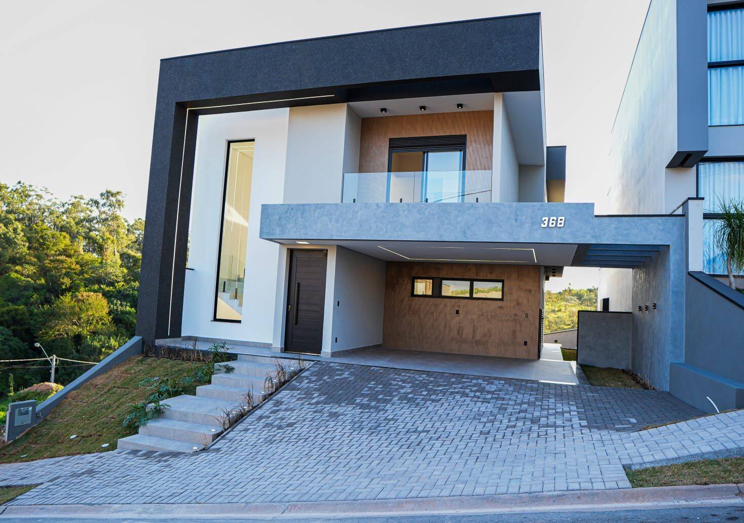 Sobrado, 3 quartos, 238 m² - Foto 1