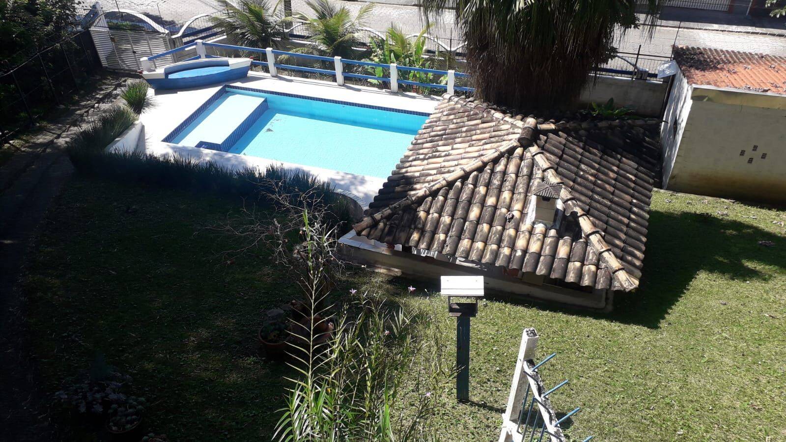 Casa, 5 quartos, 290 m² - Foto 1
