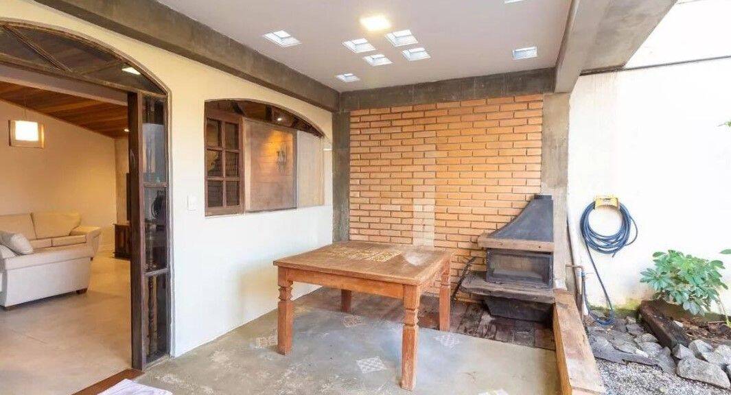 Casa, 3 quartos, 250 m² - Foto 9