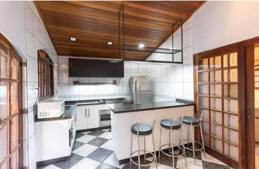 Casa, 3 quartos, 250 m² - Foto 34