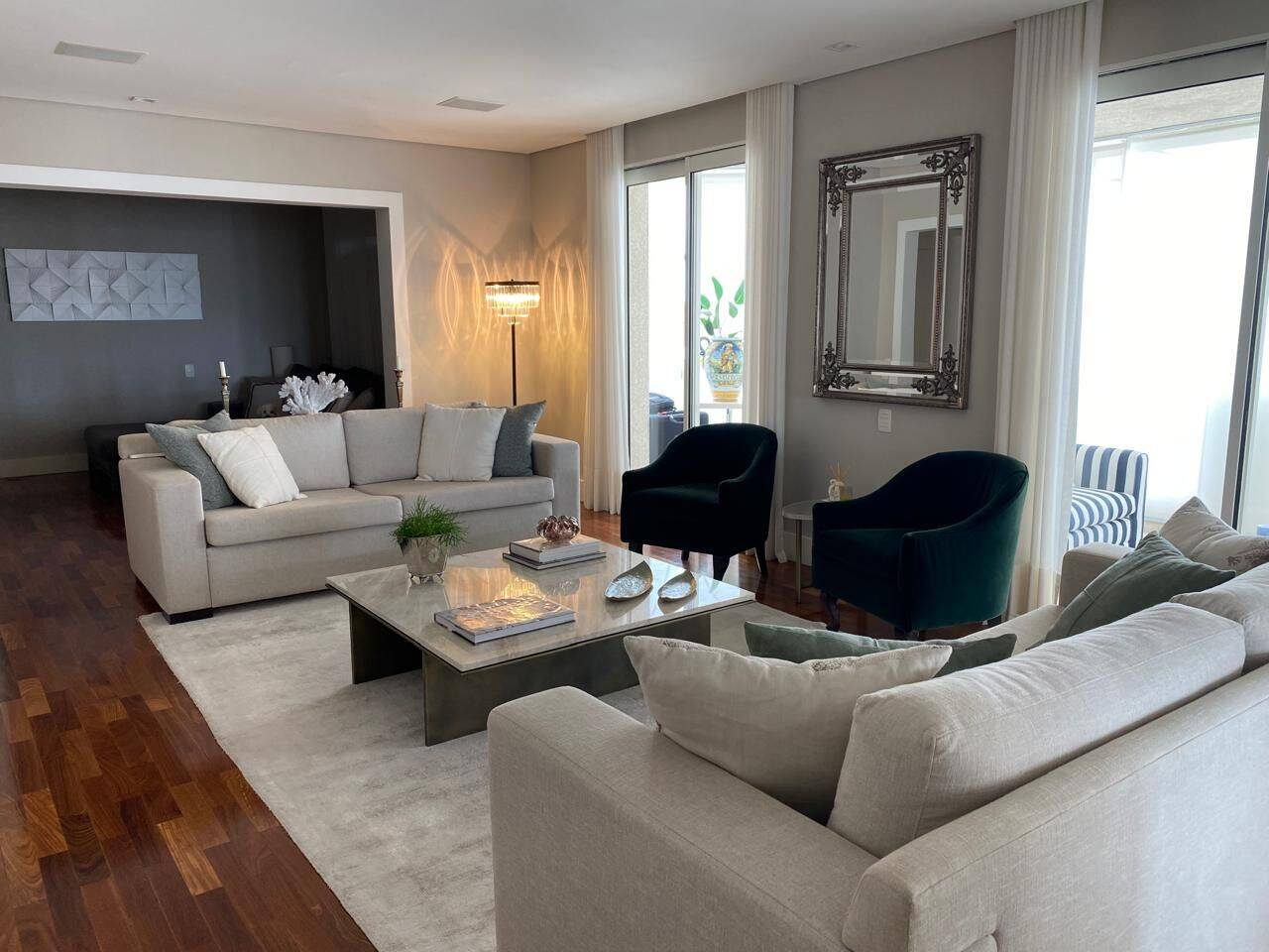 Apartamento, 3 quartos, 260 m² - Foto 2