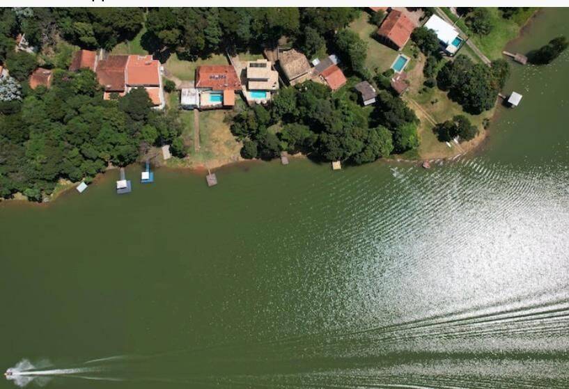 Sítio, 3 quartos, 1100 m² - Foto 1