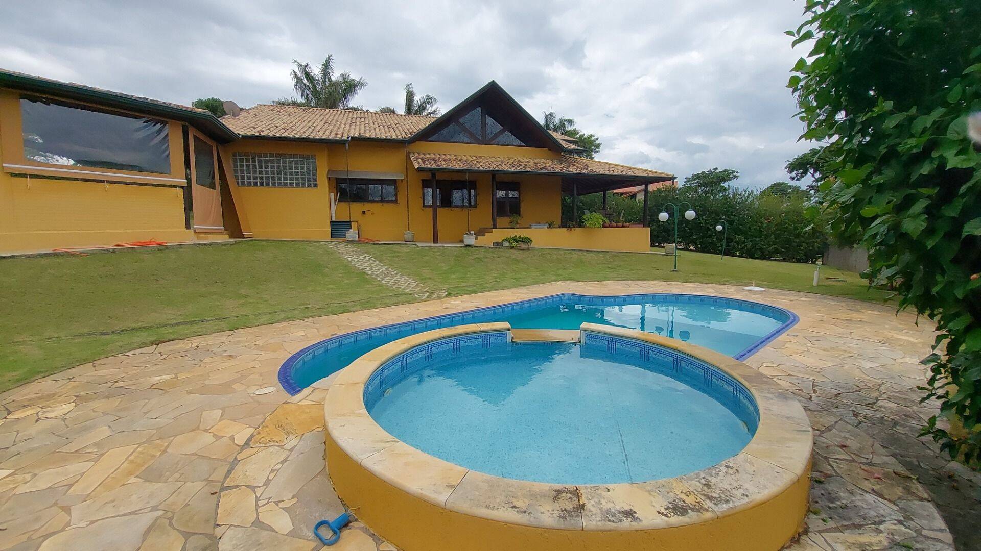 Chácara, 3 quartos, 1850 m² - Foto 2