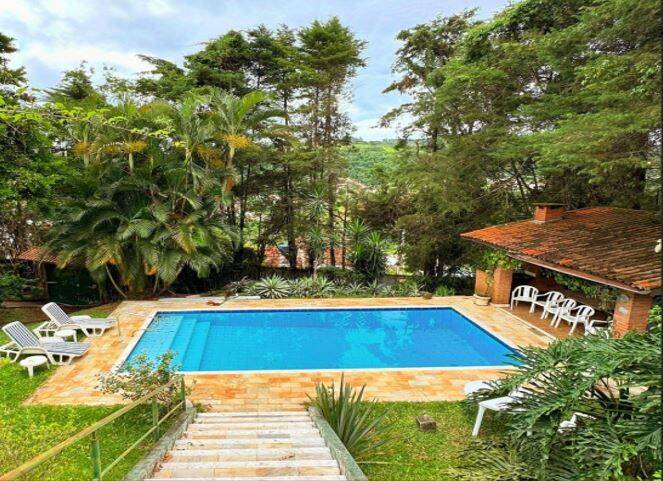 Sítio, 6 quartos, 3000 m² - Foto 1