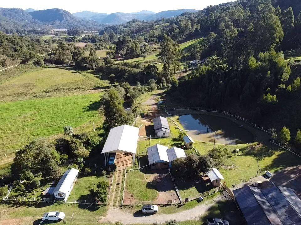 Terreno, 20 hectares - Foto 1