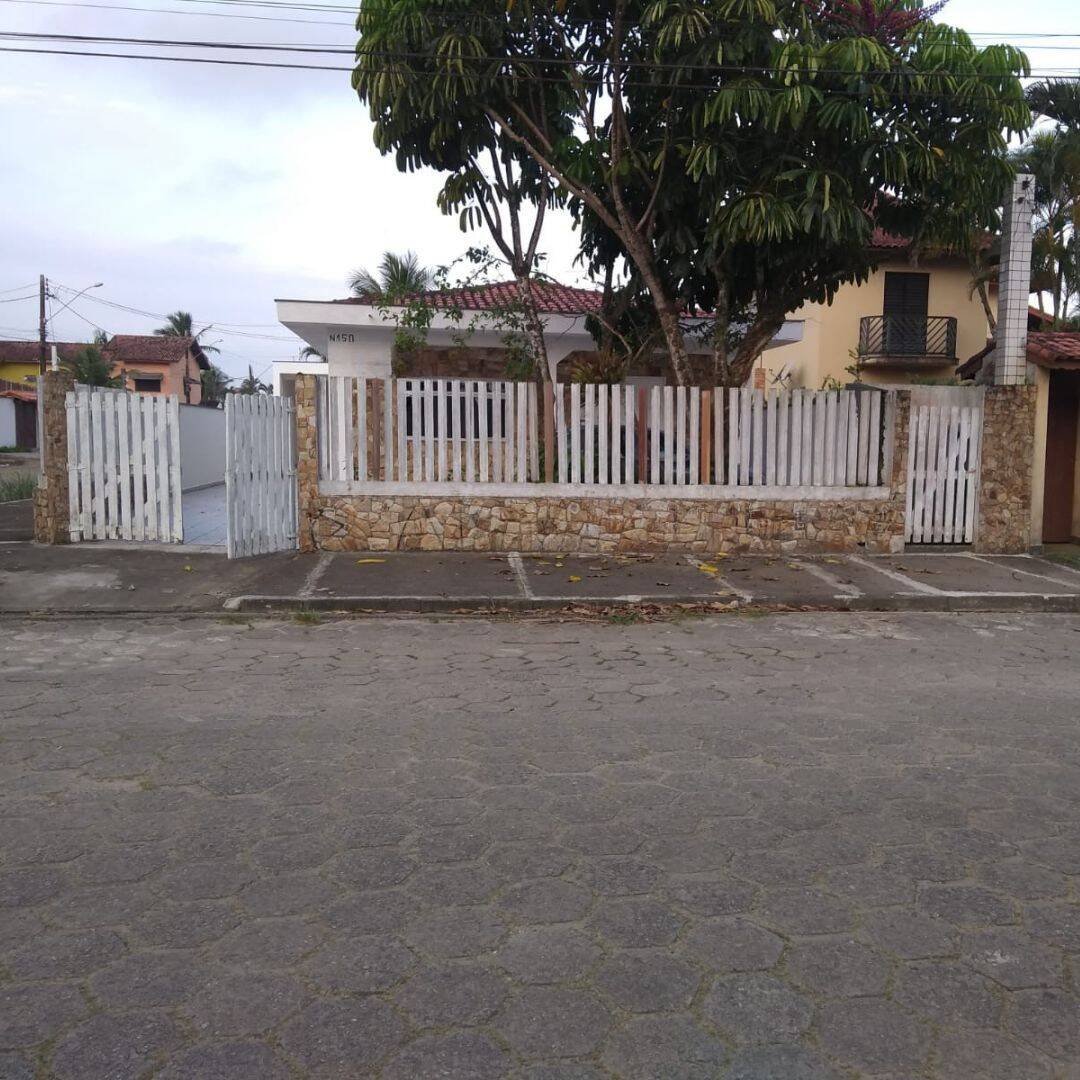 Casa, 3 quartos, 132 m² - Foto 1