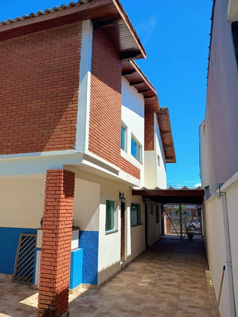 Sobrado, 6 quartos, 261 m² - Foto 3