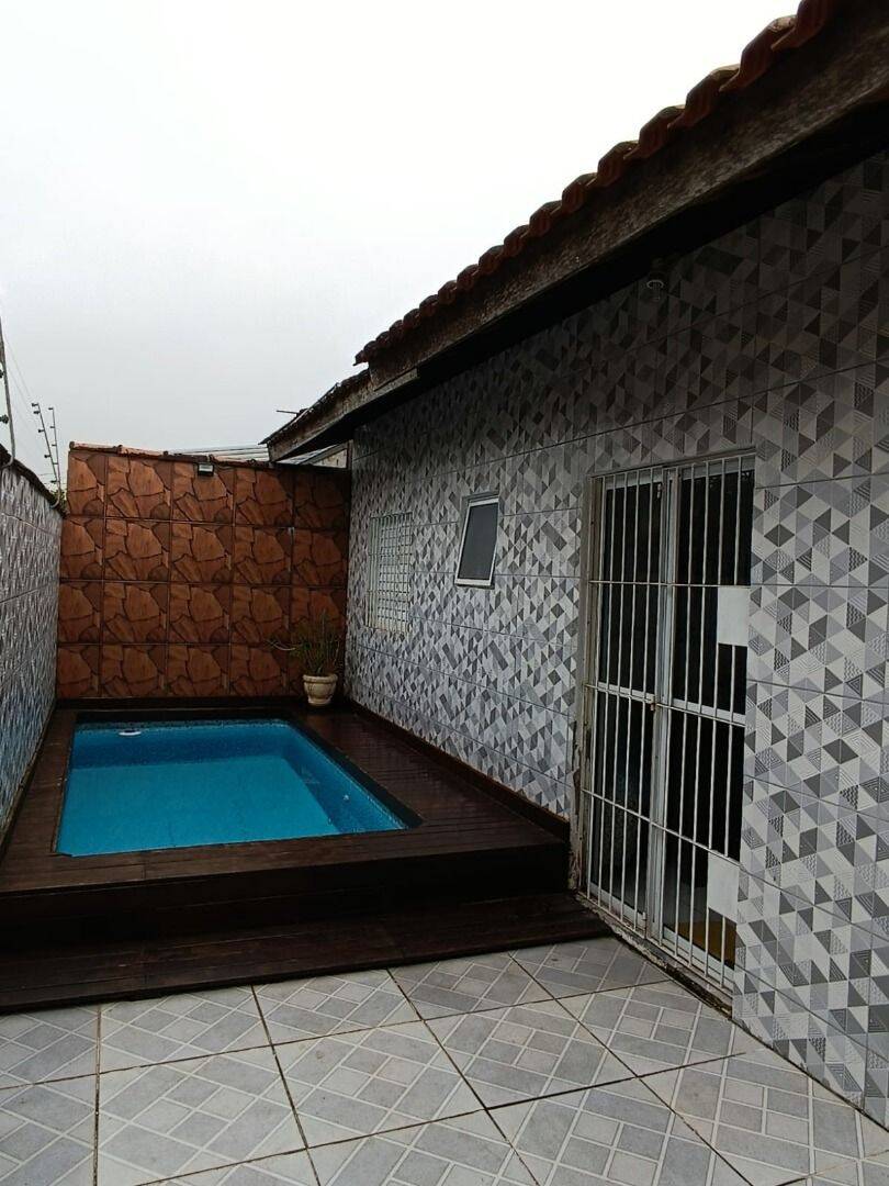 Casa, 2 quartos, 45 m² - Foto 1