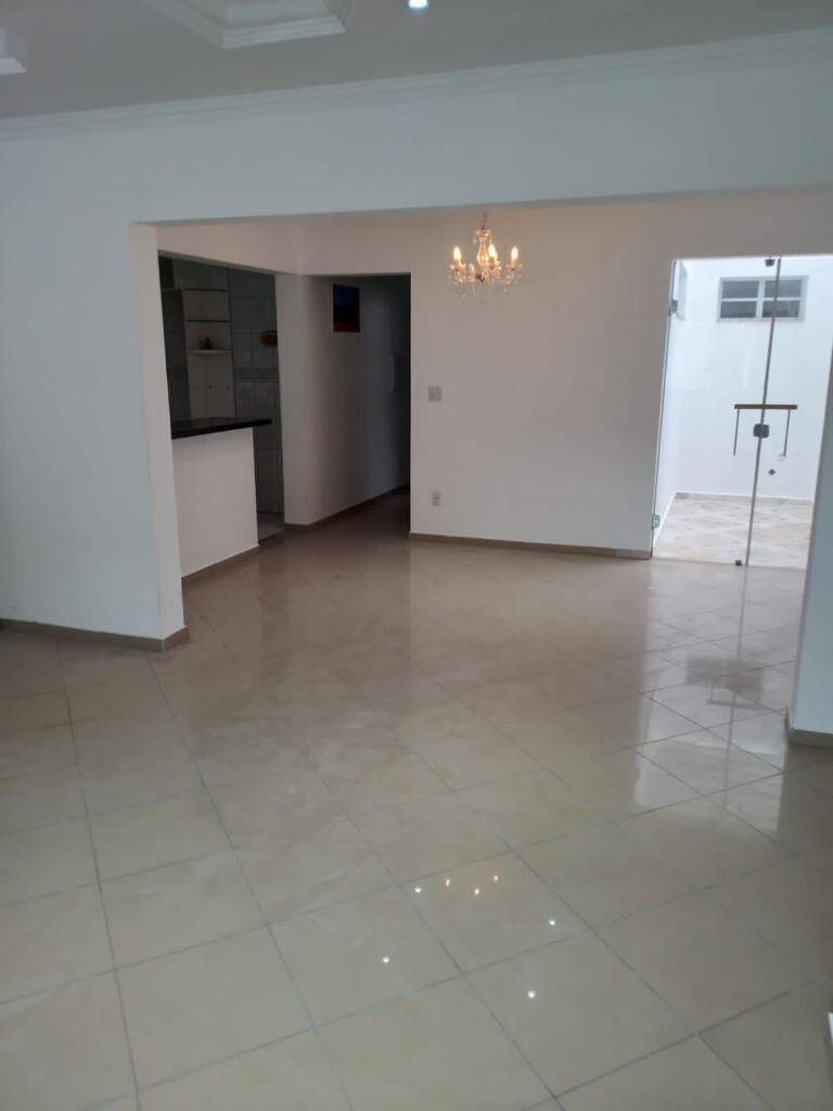 Casa, 4 quartos, 320 m² - Foto 38